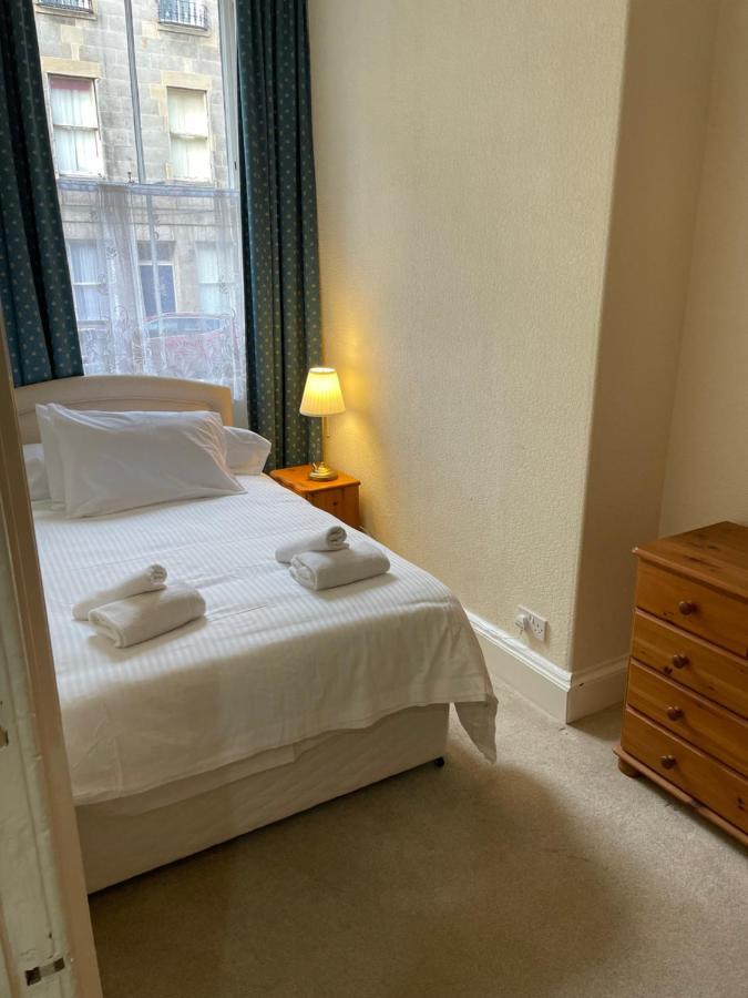 Fantastic Location 10 Mins To Princes Street- 15 To Royal Mile- Main Door-Patio Эдинбург Экстерьер фото