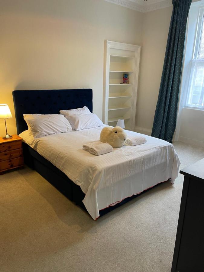 Fantastic Location 10 Mins To Princes Street- 15 To Royal Mile- Main Door-Patio Эдинбург Экстерьер фото